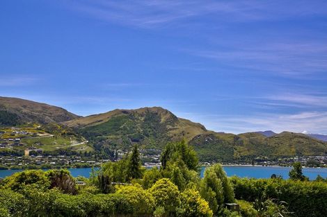 Photo of property in 15 Silverwood Lane, Kawarau Falls, Queenstown, 9300