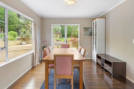 Photo of property in 13 Delisle Place, Windsor Park, Auckland, 0632