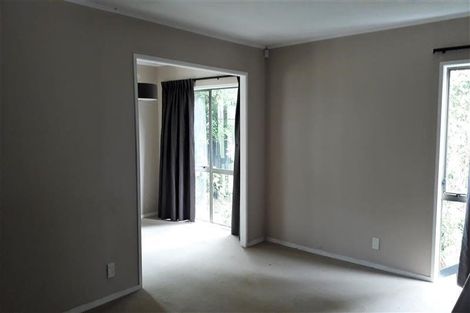 Photo of property in 14 Palmetto Place, Goodwood Heights, Auckland, 2105