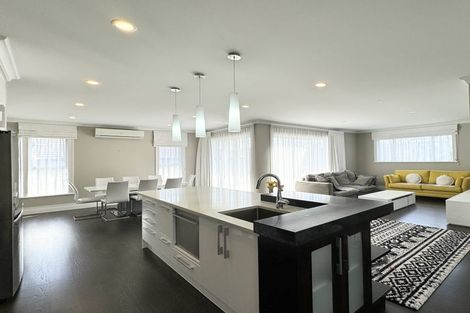 Photo of property in 8 Mural Place, Greenhithe, Auckland, 0632