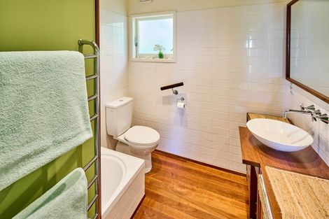 Photo of property in 15 Kainui Road, Raumati South, Paraparaumu, 5032