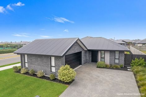 Photo of property in 160 Faringdon Boulevard, Rolleston, 7615