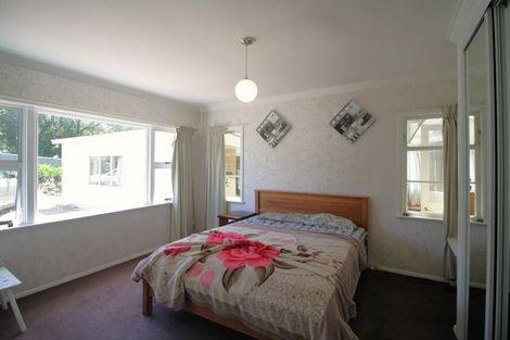 Photo of property in 4 Bell Street, Tawa, Wellington, 5028