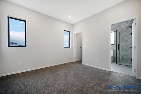 Photo of property in 25 Huringa Road, Karaka, Papakura, 2113