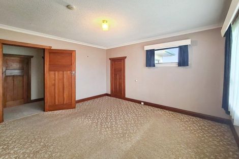 Photo of property in 12 Grey Street, Waitara, 4320