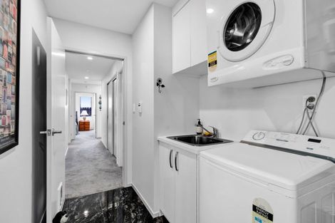 Photo of property in 3 Frederick Place, Whalers Gate, New Plymouth, 4310