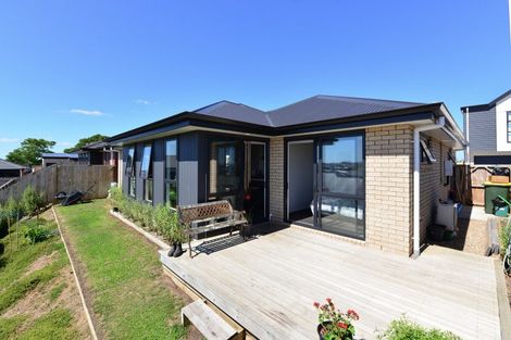 Photo of property in 11a North Ridge Drive, Rototuna North, Hamilton, 3210