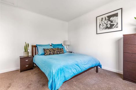 Photo of property in 121 Vipond Road, Stanmore Bay, Whangaparaoa, 0932