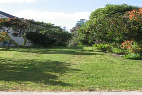 Photo of property in 25 Dunlop Drive, Pauanui, Hikuai, 3579