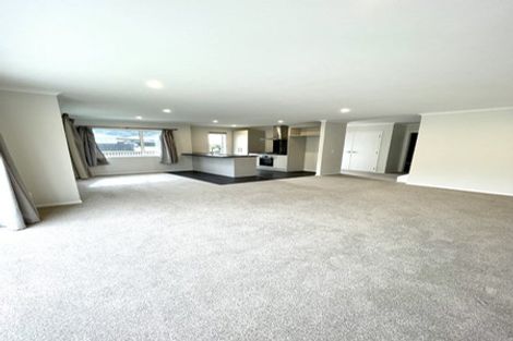 Photo of property in 1359 High Street, Taita, Lower Hutt, 5011