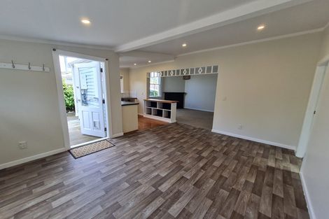 Photo of property in 11 Angus Avenue, Berhampore, Wellington, 6023