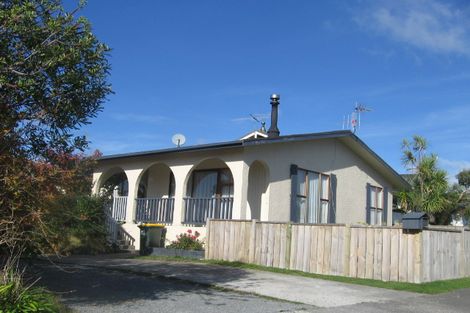 Photo of property in 33 Discovery Drive, Whitby, Porirua, 5024