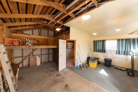 Photo of property in 37 Punga Street, Tangimoana, 4822