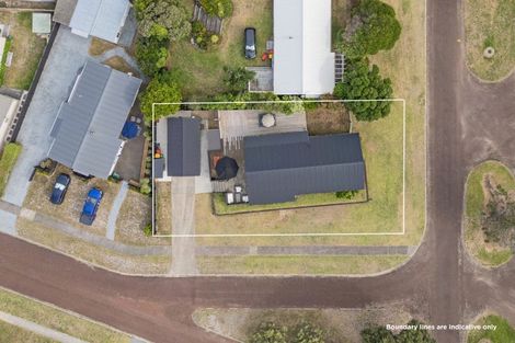 Photo of property in 2 Prescott Place, Pauanui, Hikuai, 3579