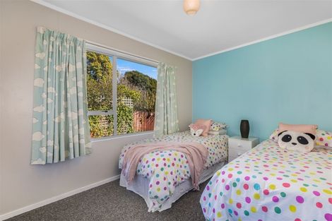 Photo of property in 6b Yarrow Place, Papakowhai, Porirua, 5024