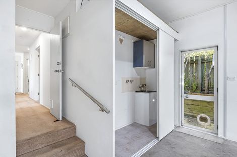 Photo of property in 8 Jean Place, Stanmore Bay, Whangaparaoa, 0932