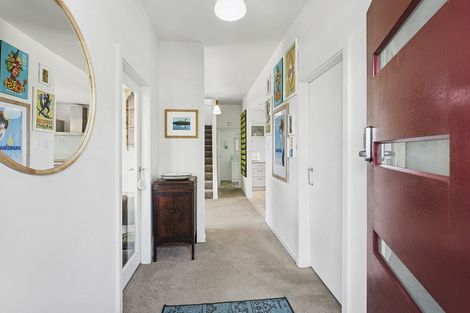 Photo of property in 58 Motuhara Road, Plimmerton, Porirua, 5026