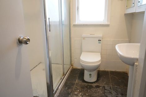 Photo of property in 35 Archibald Road, Kelston, Auckland, 0602