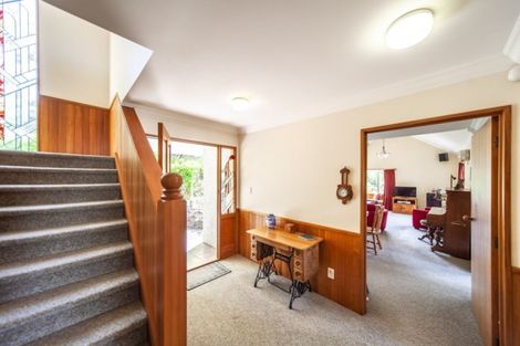 Photo of property in 71 Napier Terrace, Hospital Hill, Napier, 4110
