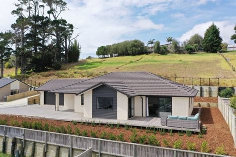Photo of property in 36 Anne Burton Drive, Warkworth, 0910