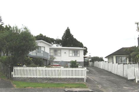 Photo of property in 10 September Place, Forrest Hill, Auckland, 0620