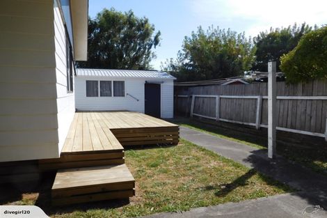 Photo of property in 4 Bryce Place, Kelvin Grove, Palmerston North, 4414