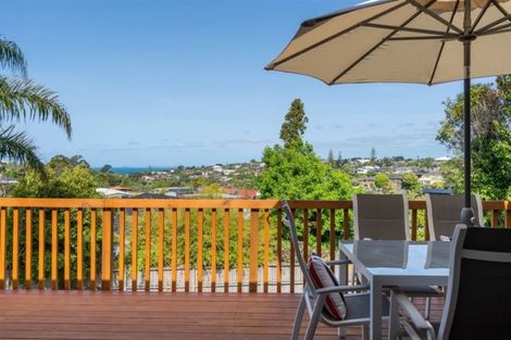 Photo of property in 7 Theodora Place, Mairangi Bay, Auckland, 0630