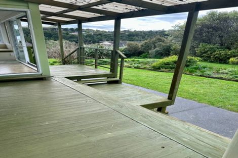 Photo of property in 120 Eskdale Road, Birkdale, Auckland, 0626