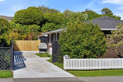 Photo of property in 48a Ngaio Road, Waikanae, 5036