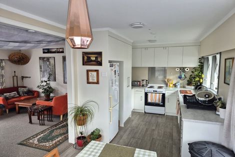 Photo of property in 18 Berkley Avenue, Hillcrest, Hamilton, 3216