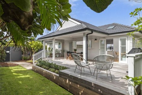 Photo of property in 18 Kitchener Road, Takapuna, Auckland, 0620