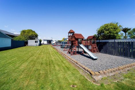 Photo of property in 15 Disraeli Street, Hawera, 4610