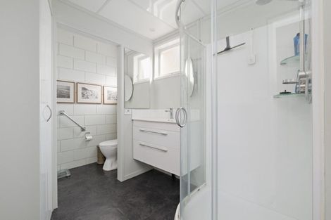 Photo of property in 15 Lloyd Street, Parkvale, Tauranga, 3112