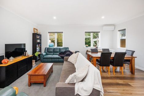 Photo of property in 32 Marne Street, Hokowhitu, Palmerston North, 4410