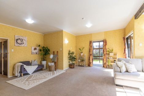 Photo of property in 9 Papawai Place, Milson, Palmerston North, 4414