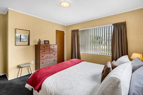 Photo of property in 21 Kowhai Street, Inglewood, 4330