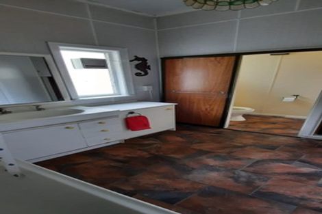 Photo of property in 6 Carlisle Street, Island Bay, Wellington, 6023