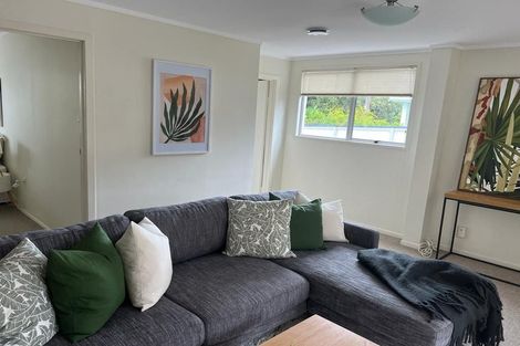Photo of property in 2/33 Harley Road, Takapuna, Auckland, 0622