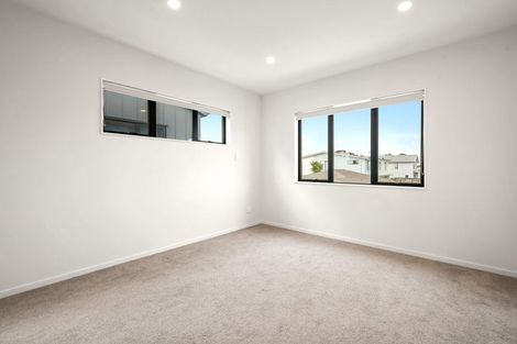 Photo of property in 13a Edinburgh Avenue, Rosehill, Papakura, 2113