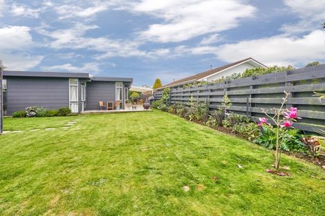 Photo of property in 24 Erin Street, Hokowhitu, Palmerston North, 4410