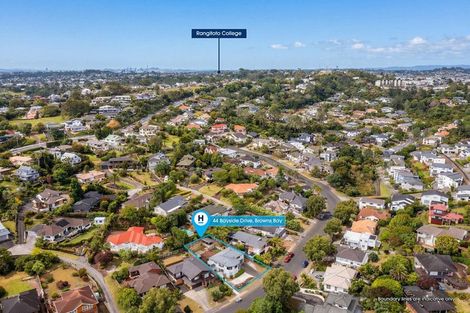 Photo of property in 44 Bayside Drive, Browns Bay, Auckland, 0630