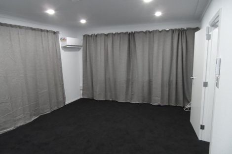 Photo of property in 12 Wilson Place, Papakura, 2110