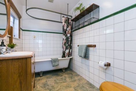 Photo of property in 50 Bridge Street, Rongotai, Wellington, 6022