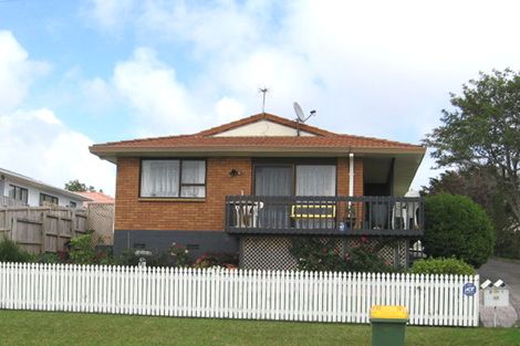 Photo of property in 2/55 Colwill Road, Massey, Auckland, 0614