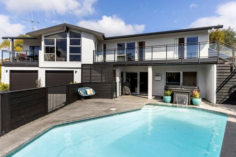 Photo of property in 32 Marnane Terrace, St Andrews, Hamilton, 3200