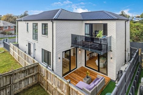 Photo of property in 28b Kereru Street, Henderson, Auckland, 0612