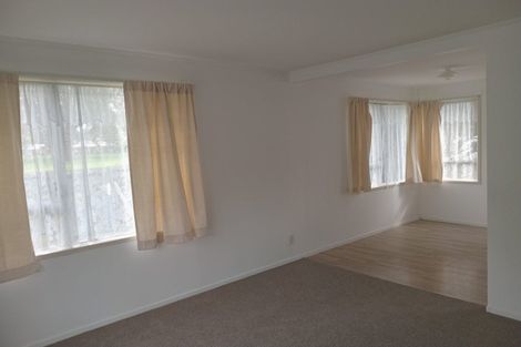 Photo of property in 41 Hyperion Drive, Randwick Park, Auckland, 2105