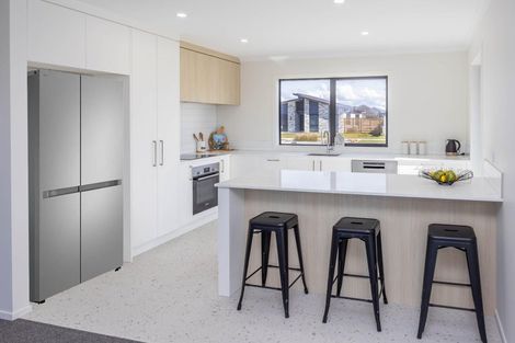 Photo of property in 6 Pukaki Place, Baverstock, 3200