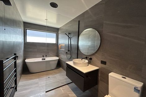 Photo of property in 41 Forage Road, Jacks Point, 9371