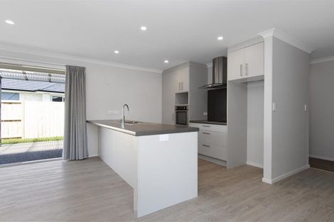 Photo of property in 57 Kahuparere Crescent, Pyes Pa, Tauranga, 3112